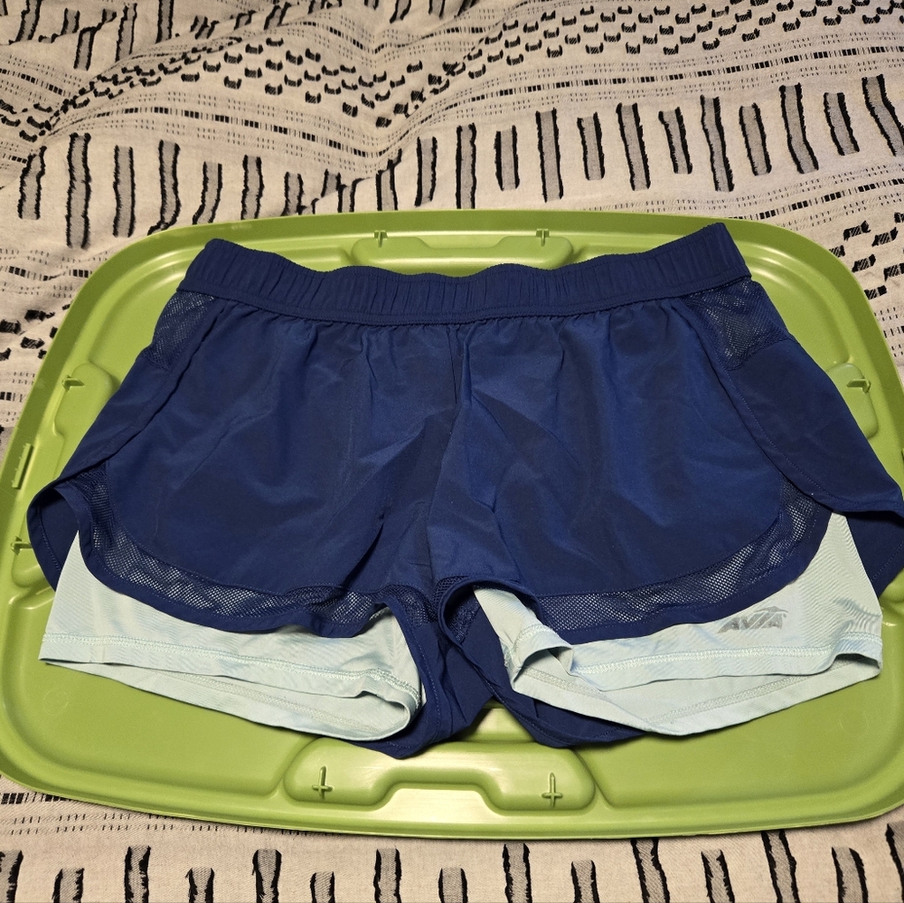 Avia Shorts